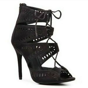 Black cute laced design patterned sandals